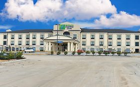 Holiday Inn Express & Suites Cuero